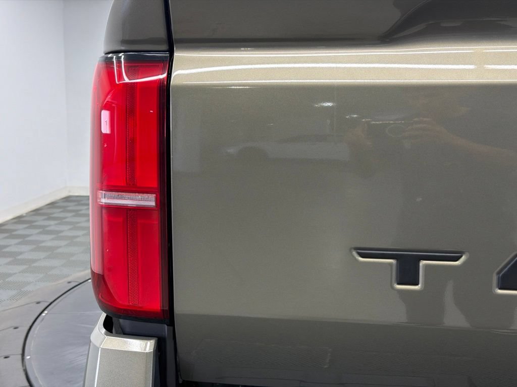 Used 2026 Toyota Tacoma TRD Sport RWD image 13