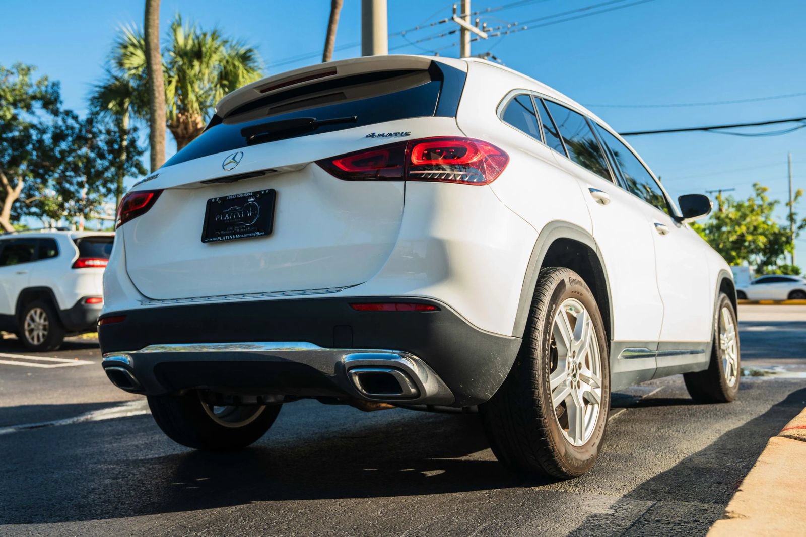 Used 2022 Mercedes-Benz GLA 250 4MATIC w/ Premium Package image 13