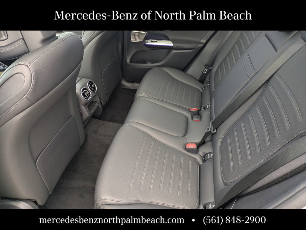 New 2026 Mercedes-Benz GLC 300 image 12