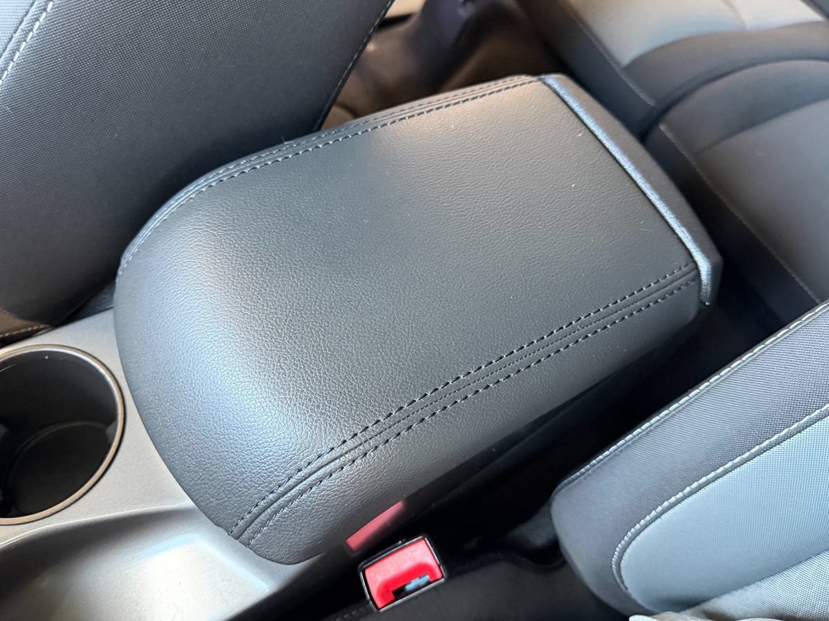 Used 2018 Ford C-MAX SE FWD image 23
