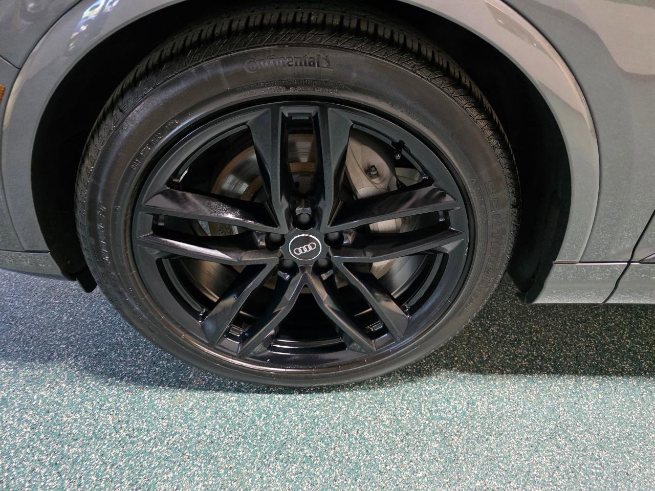 Used 2018 Audi Q7 3.0T Prestige w/ Prestige Package image 12