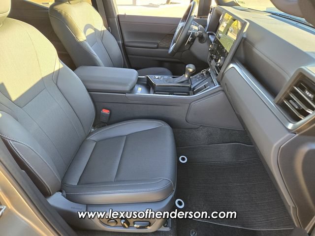 Certified 2025 Lexus GX 550 w/ Accessory Package (Z1) AWD/4WD image 19