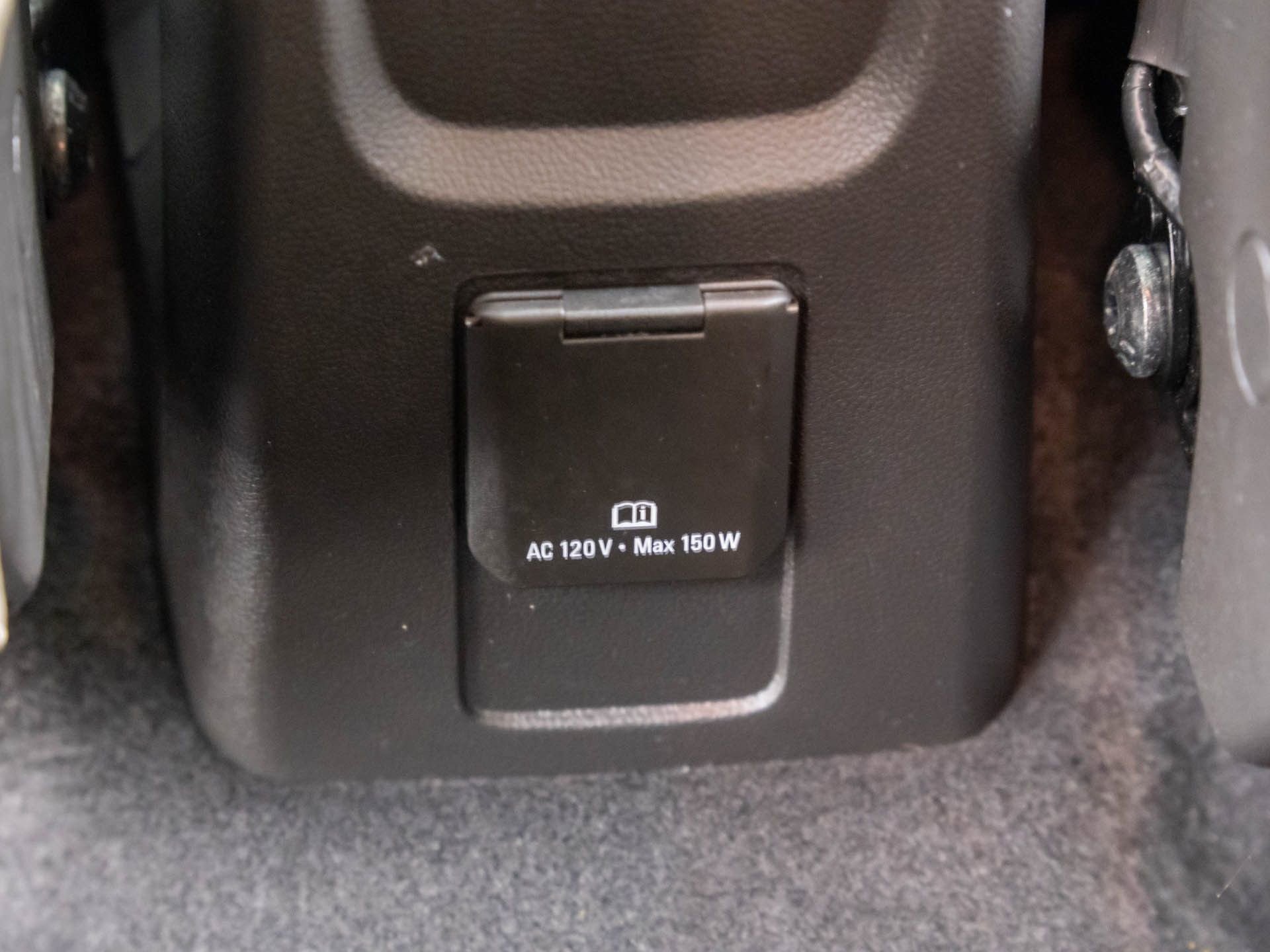 Used 2019 Buick Encore Essence image 17