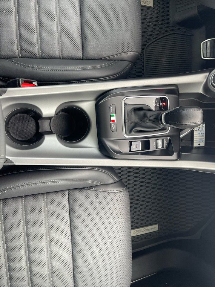 Used 2024 Alfa Romeo Tonale Veloce image 45