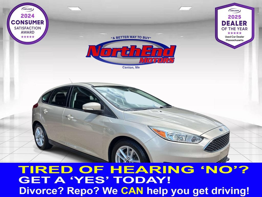 Used 2017 Ford Focus SE FWD image 1