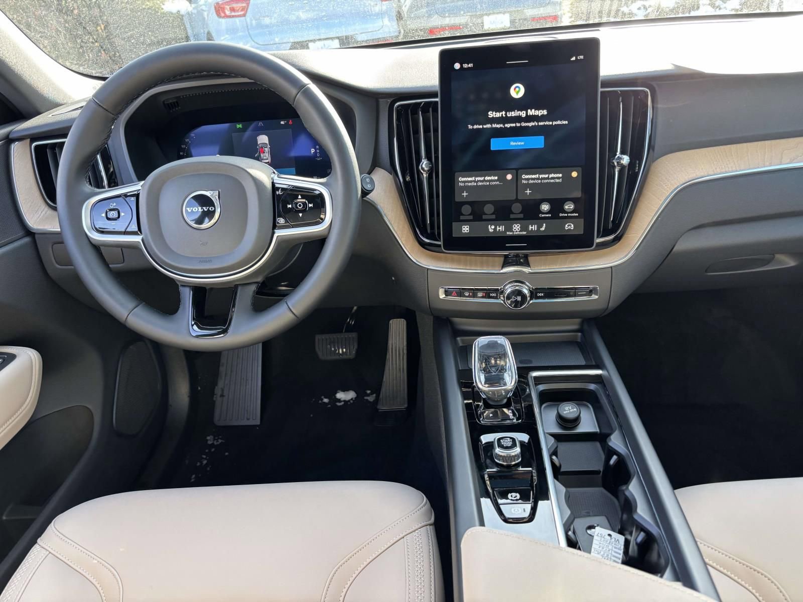 New 2026 Volvo XC60 B5 Plus w/ Protection Package Premier AWD/4WD image 26