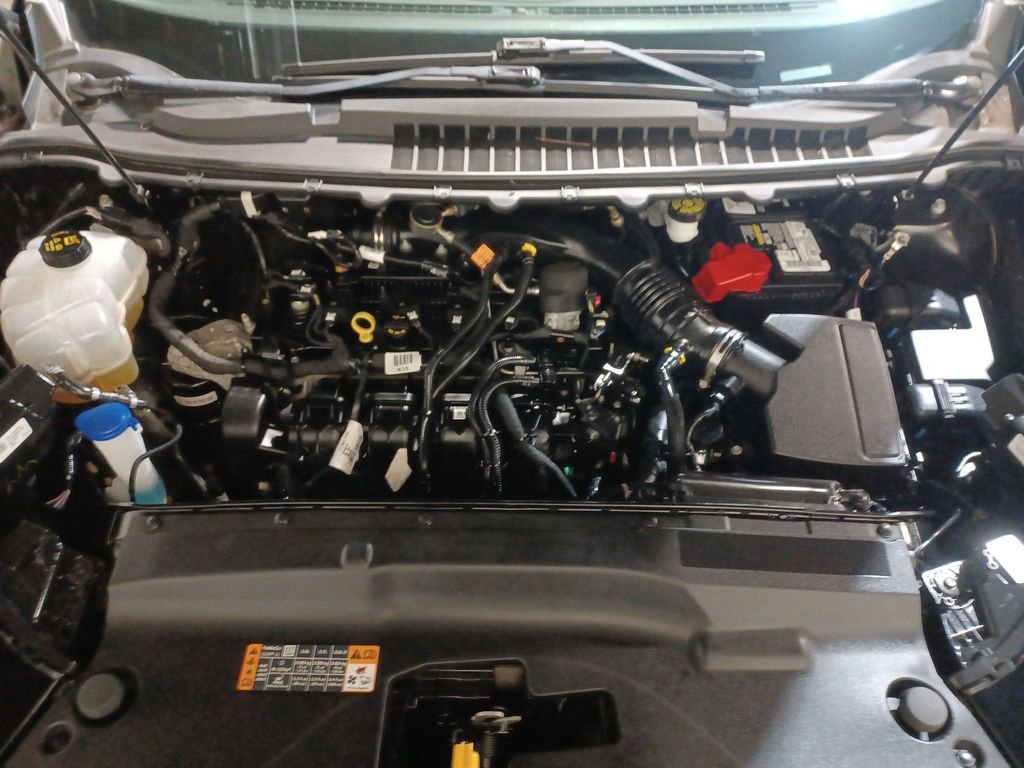 Used 2020 Ford Edge SEL image 17