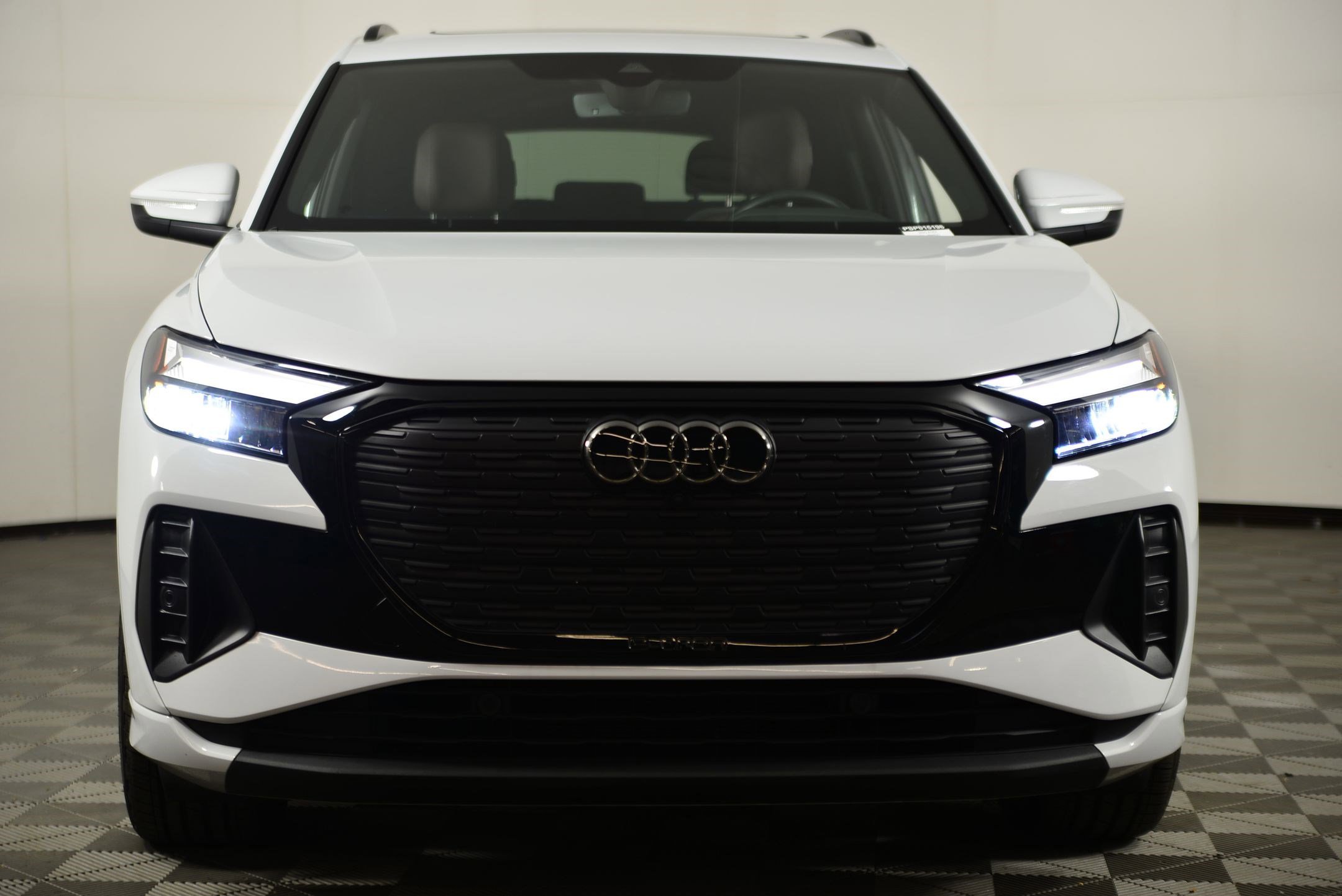 Certified 2025 Audi Q4 e-tron Premium w/ Convenience Package image 5