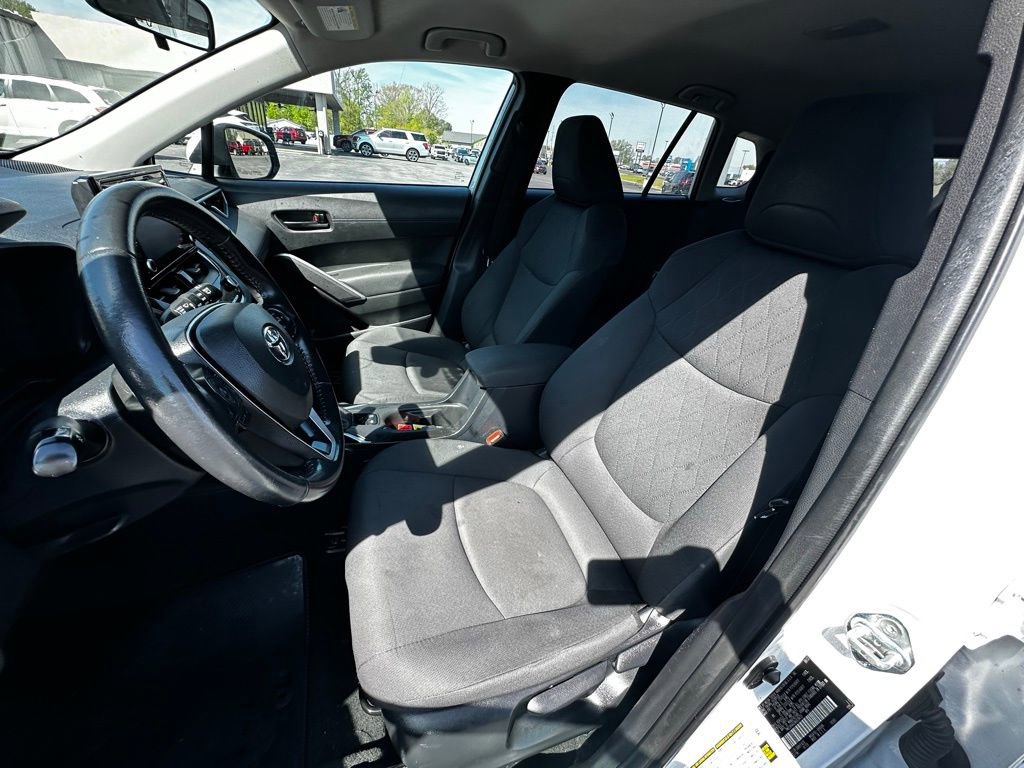Used 2022 Toyota Corolla Cross LE FWD image 19