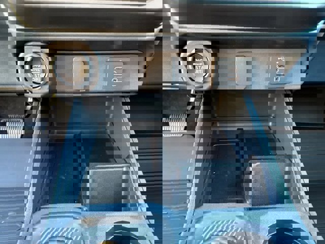 New 2025 Ford Maverick XLT w/ XLT Luxury Package image 32