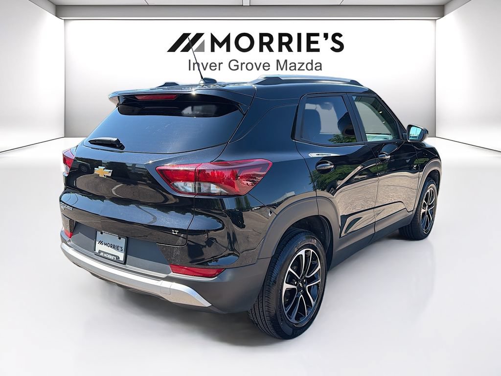 Used 2025 Chevrolet TrailBlazer LT AWD/4WD image 5