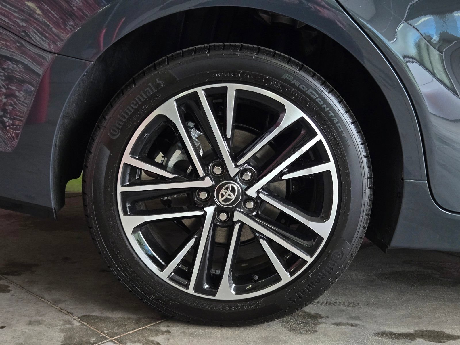 Certified 2026 Toyota Camry XLE AWD/4WD image 5