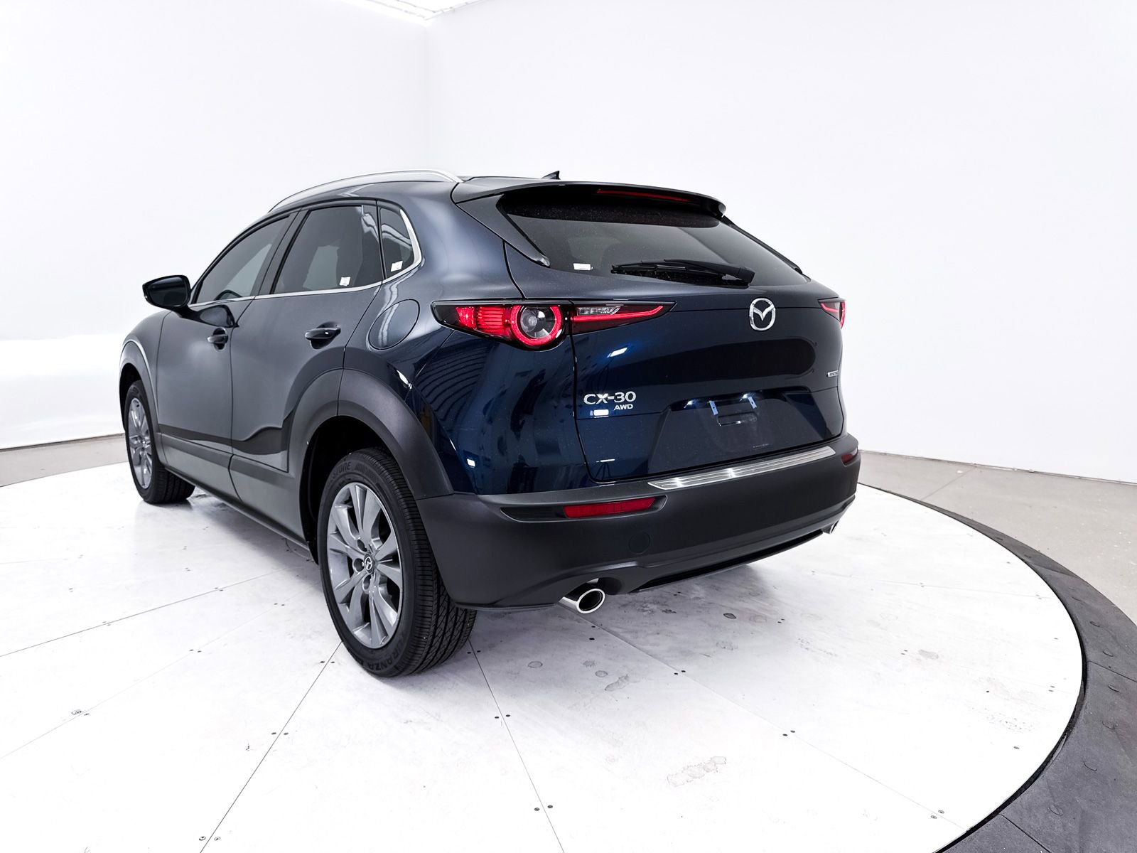 Certified 2025 MAZDA CX-30 AWD 2.5 S w/ Premium Package image 17