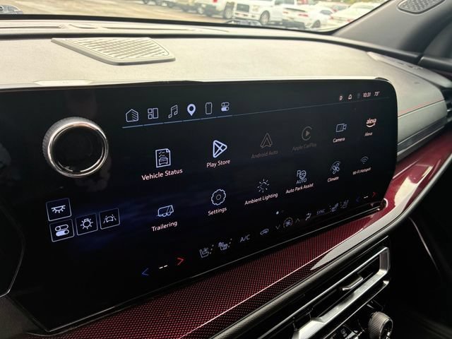 Used 2024 Chevrolet Traverse RS AWD/4WD image 28