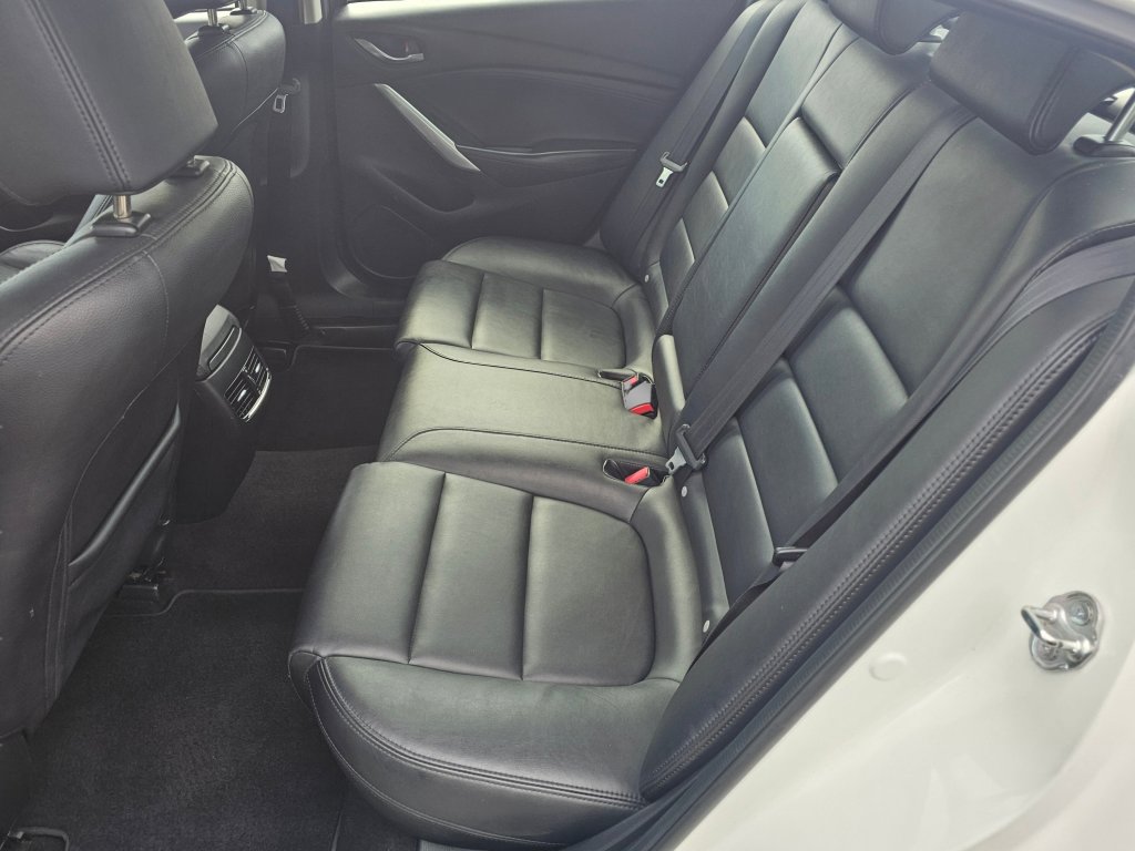Used 2014 MAZDA MAZDA6 Touring w/ Touring Technology Package image 26