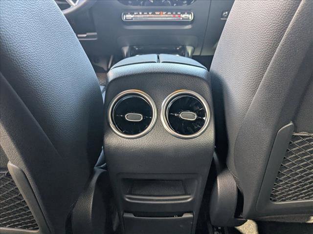 Used 2025 Mercedes-Benz GLA 250 image 17