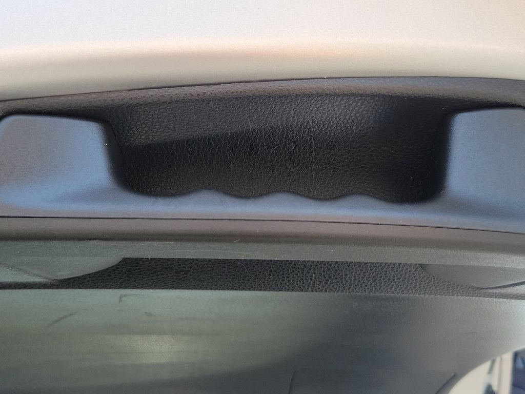 Used 2019 Toyota RAV4 XLE FWD image 30
