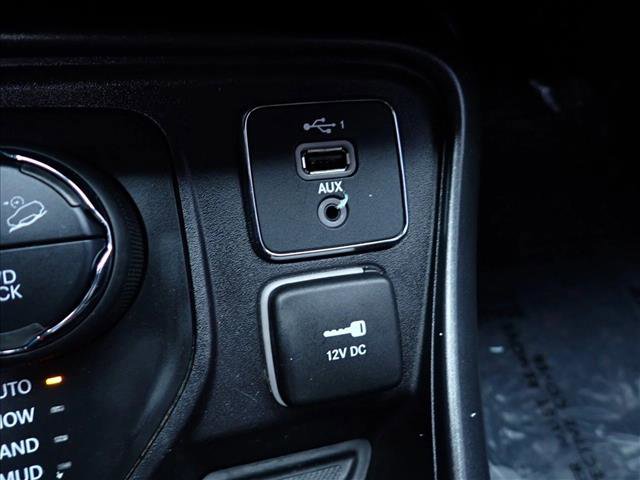 Used 2021 Jeep Compass Trailhawk AWD/4WD image 19