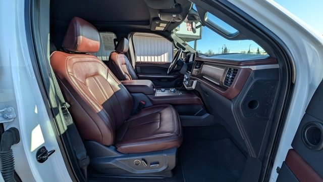 Used 2024 Ford Expedition Max Limited image 33