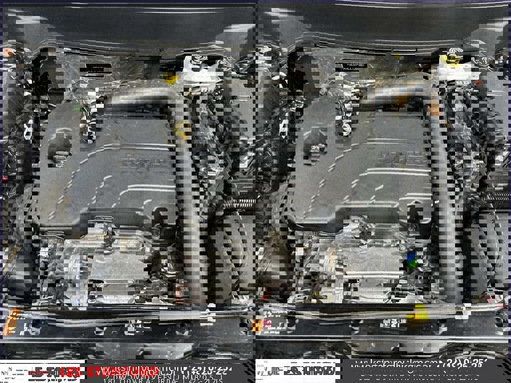 Used 2023 GMC Terrain Denali w/ Denali Premium Package image 12