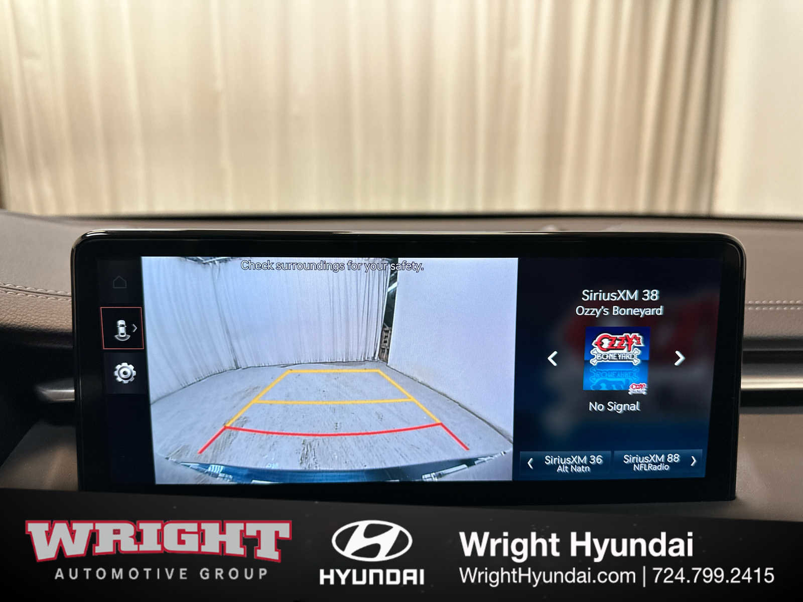 Certified 2025 Genesis G70 2.5T image 27