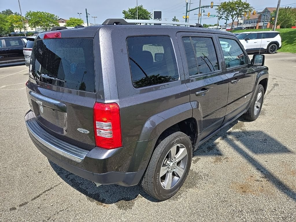Used 2017 Jeep Patriot High Altitude AWD/4WD image 3