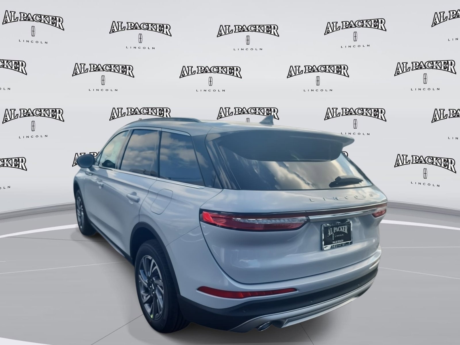 New 2026 Lincoln Corsair Premiere image 3