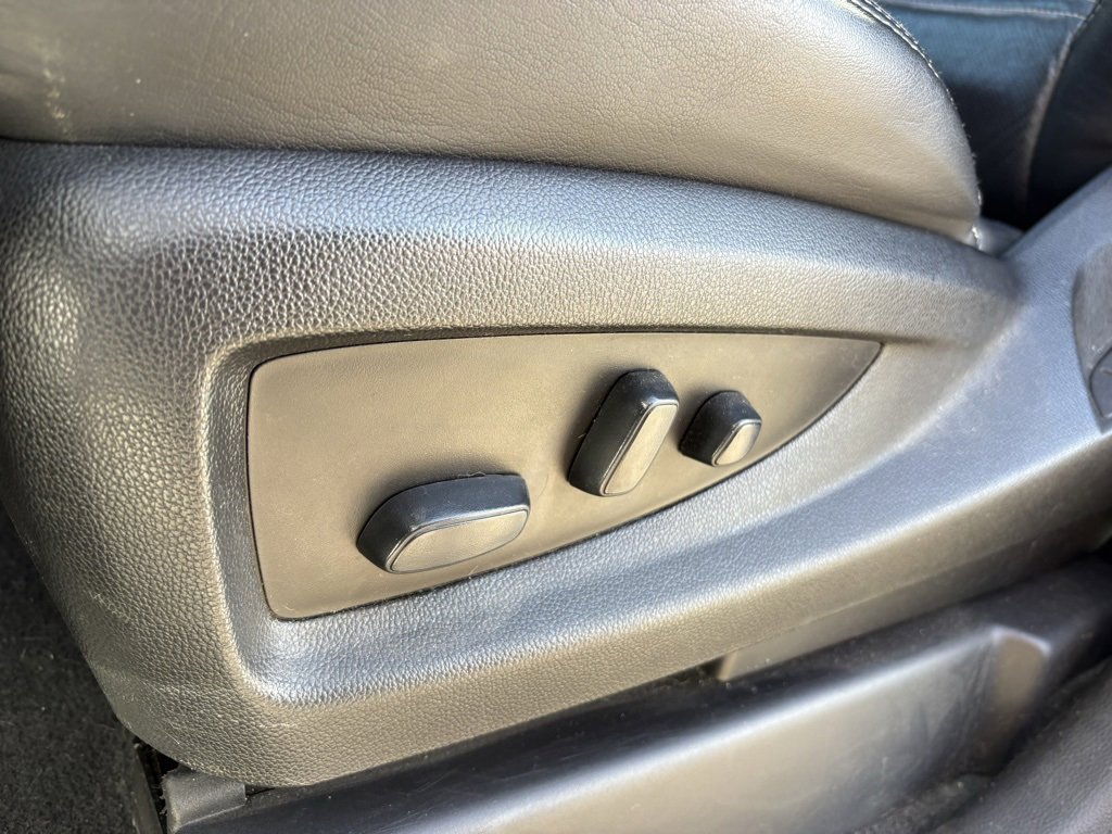 Used 2020 GMC Yukon XL Denali image 14