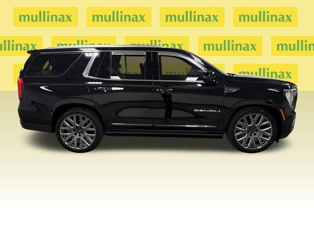 Used 2025 GMC Yukon Denali Ultimate w/ LPO, Floor Liner Package image 21