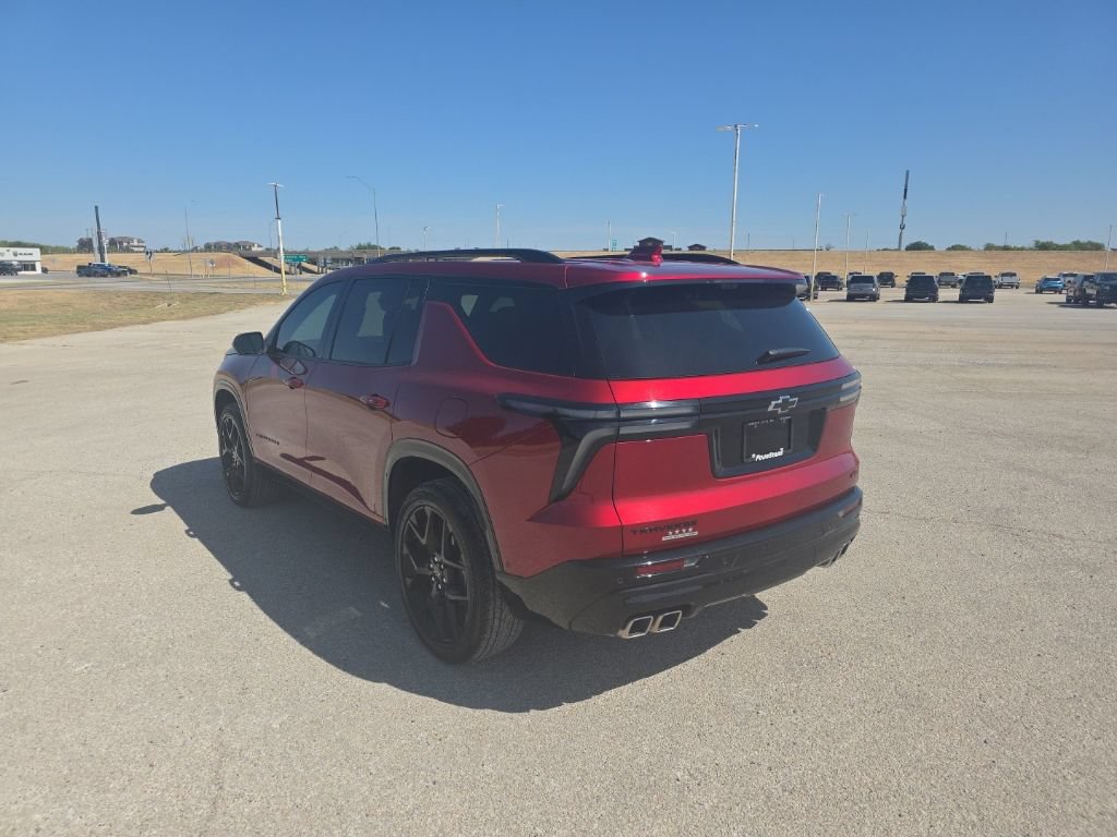 Used 2024 Chevrolet Traverse RS FWD image 5