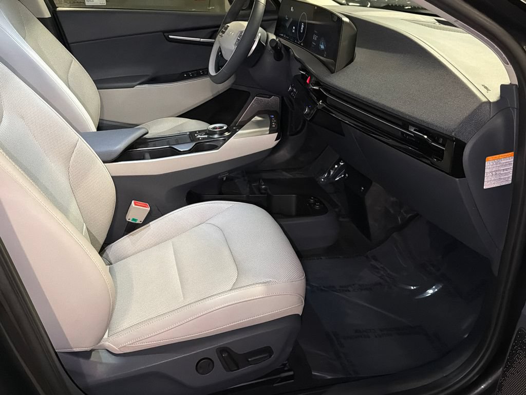 Certified 2023 Kia EV6 Wind w/ Wind Technology Package AWD/4WD image 11