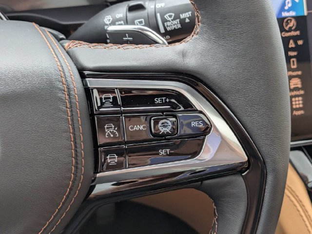 New 2027 Jeep Grand Cherokee Summit w/ Adv Protech Group IV AWD/4WD image 27