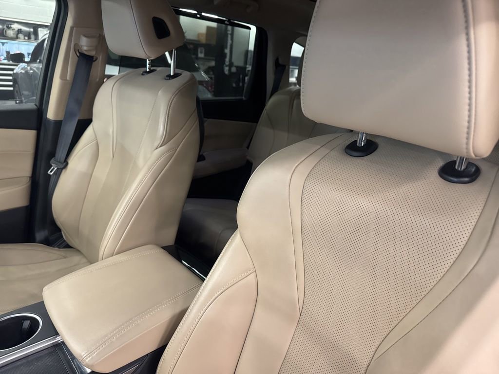 Used 2022 Acura MDX SH-AWD w/ Technology Package image 14