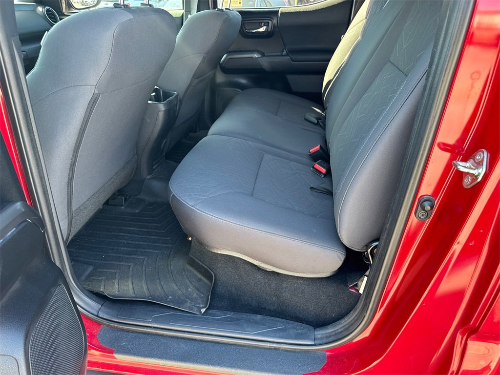 Used 2019 Toyota Tacoma TRD Off-Road image 20