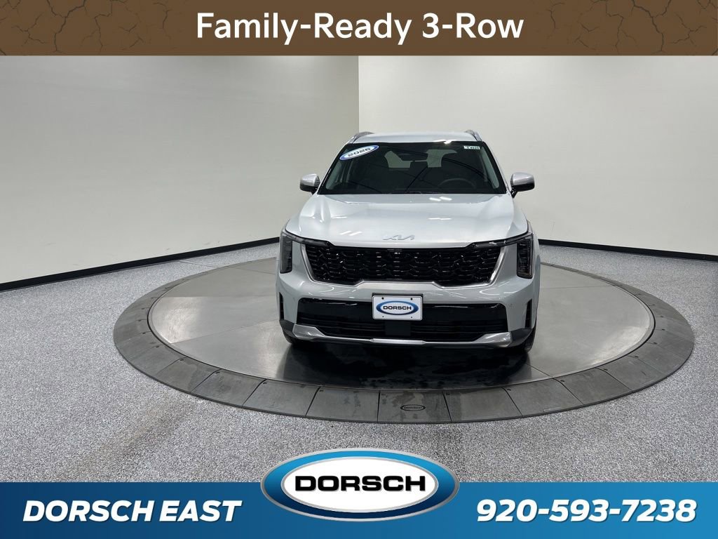 New 2026 Kia Sorento S image 2