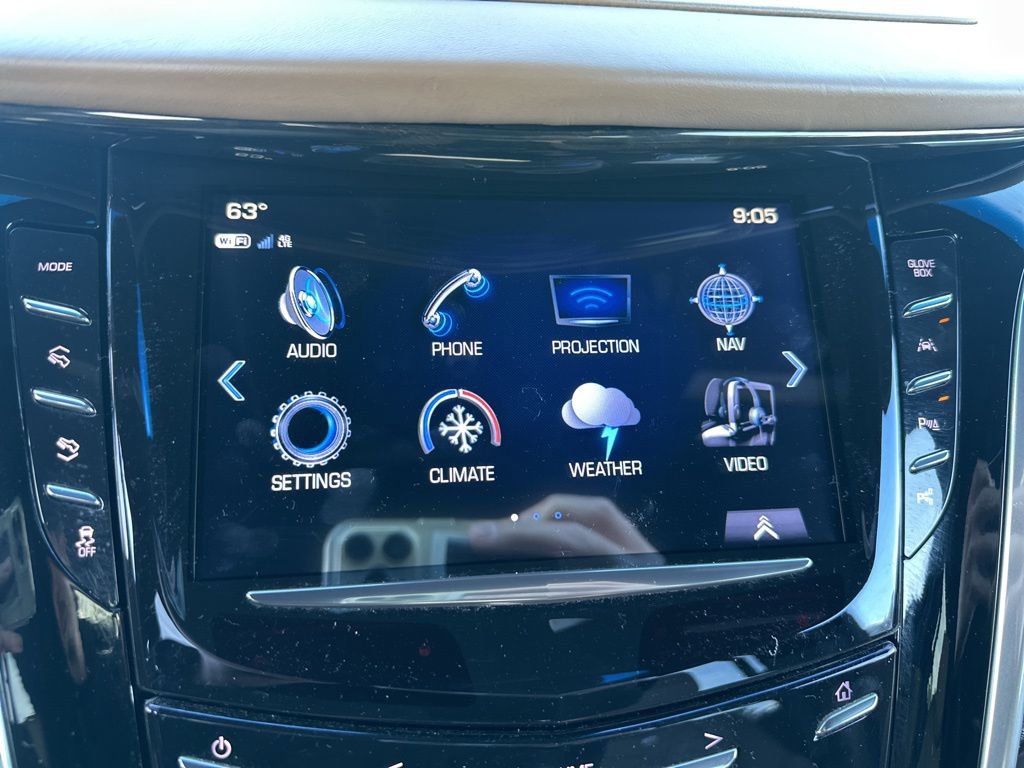 Used 2020 Cadillac Escalade Platinum AWD/4WD image 11