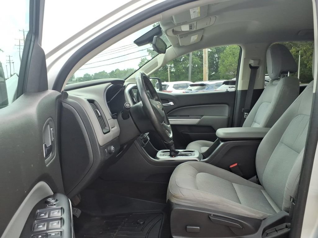 Used 2015 Chevrolet Colorado LT w/ LT Convenience Package RWD image 16