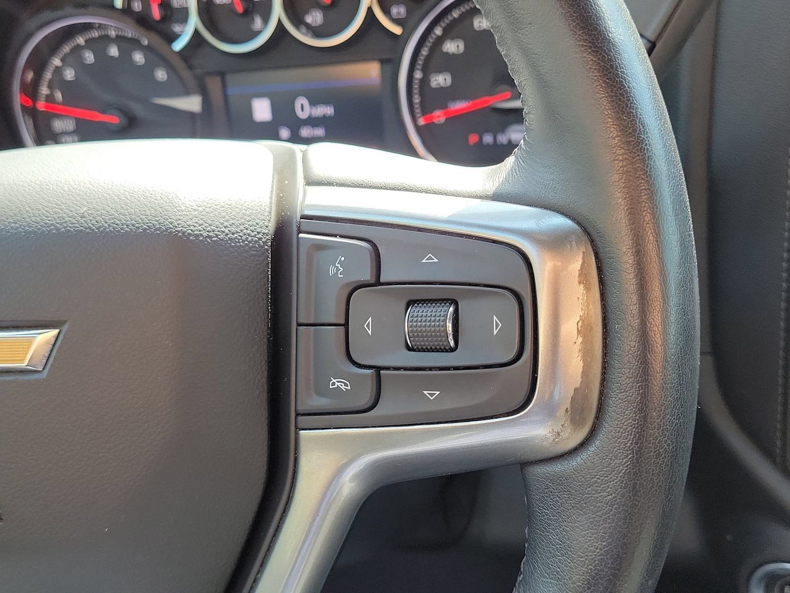 Used 2020 Chevrolet Silverado 1500 LTZ w/ LTZ Plus Package RWD image 18