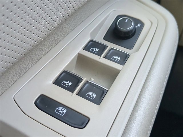 Used 2024 Volkswagen Atlas SEL image 23