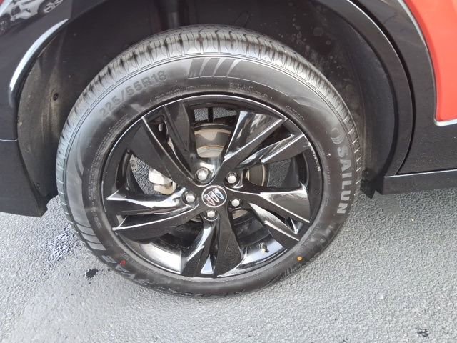 Used 2024 Buick Encore GX Sport Touring image 10