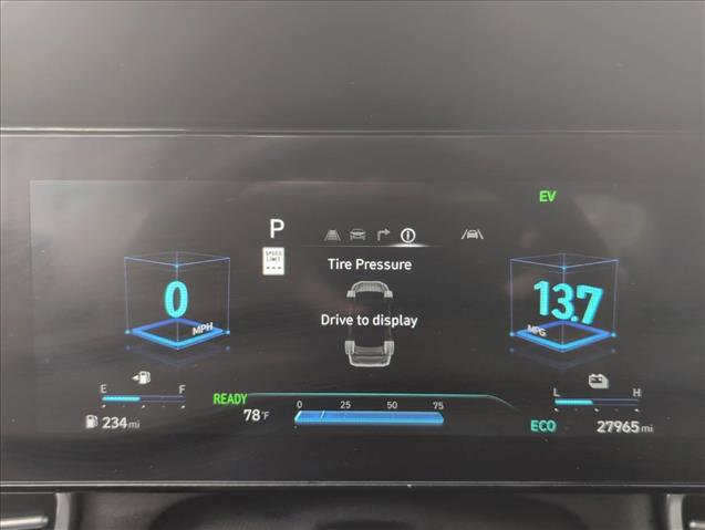 Certified 2024 Hyundai Elantra Blue image 11