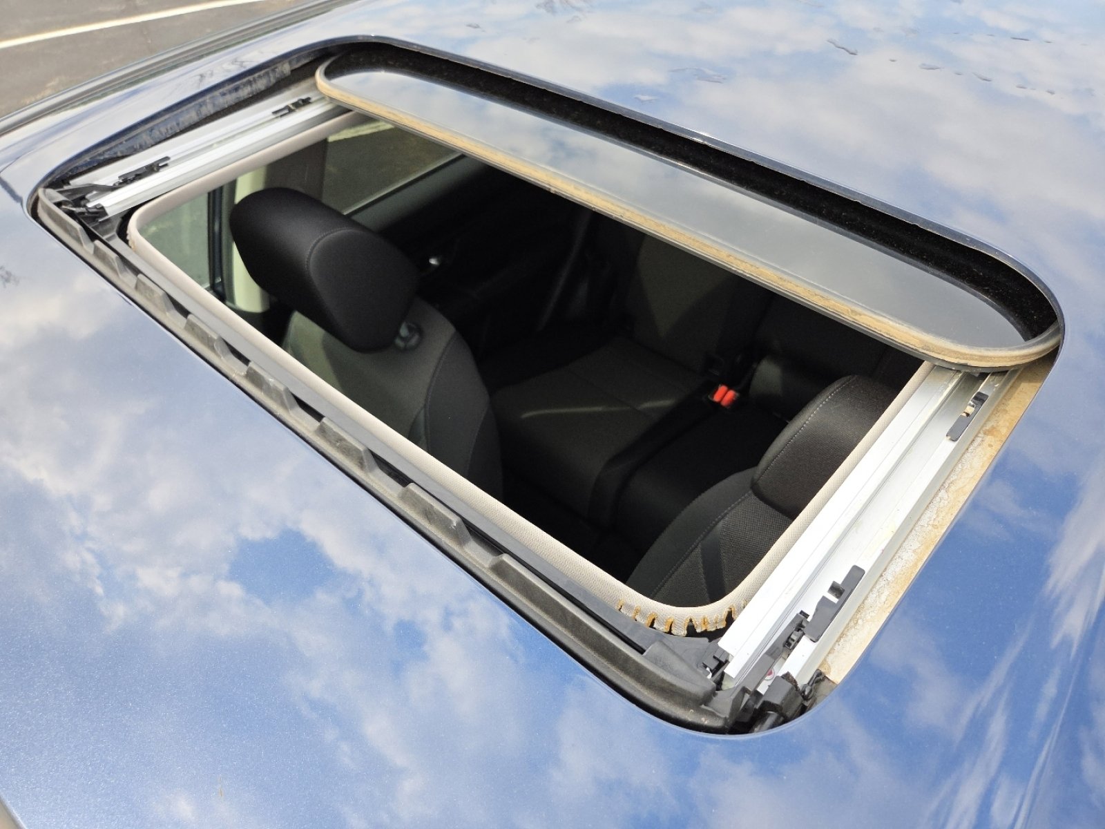 Certified 2024 Honda CR-V EX image 4