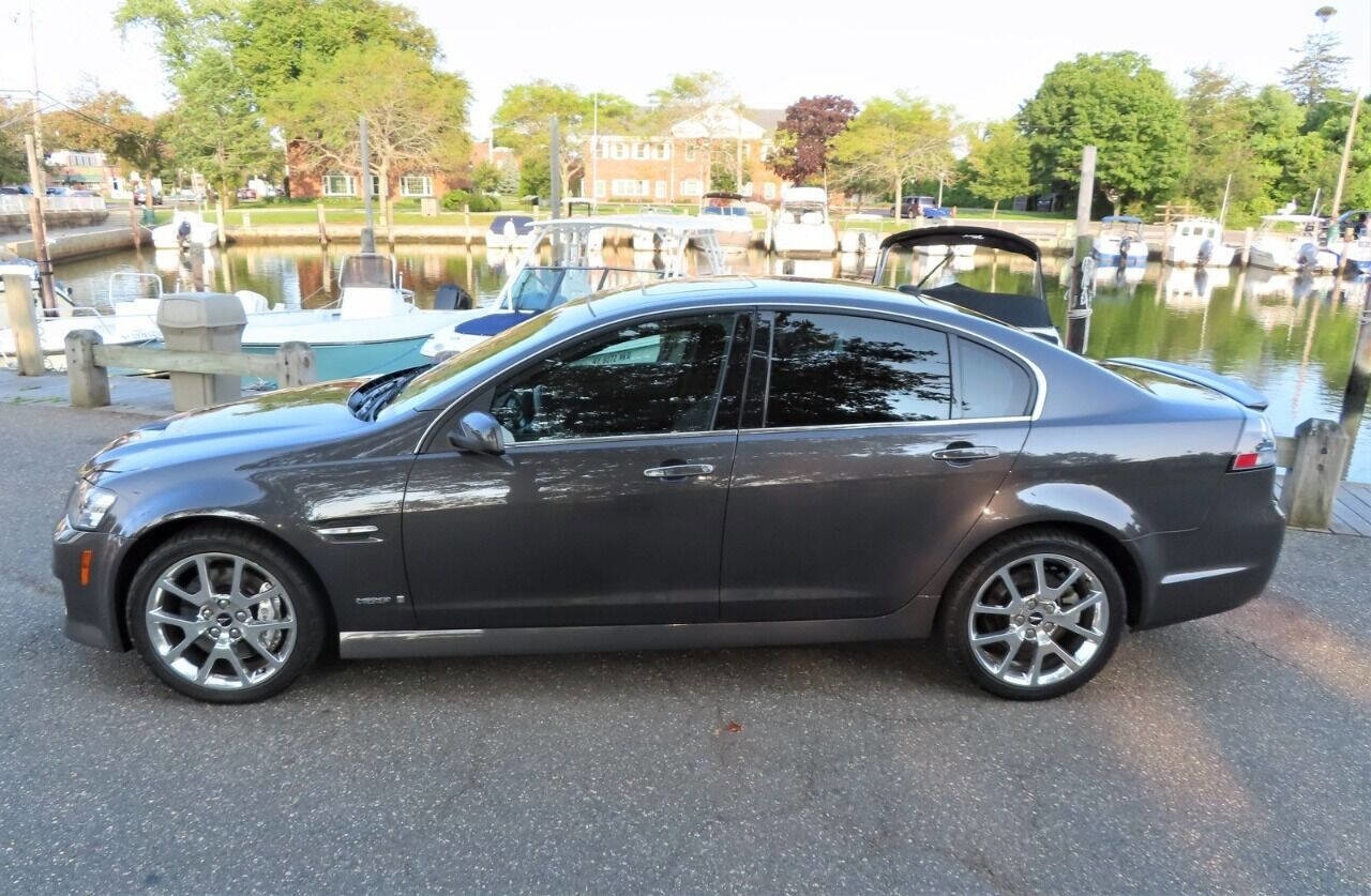 Used 2009 Pontiac G8 GXP image 11