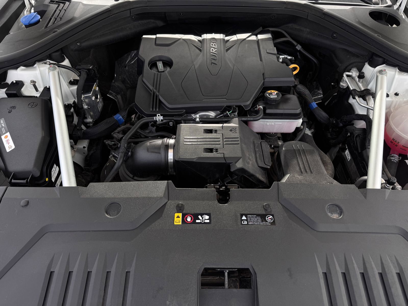 Used 2023 Genesis GV70 2.5T w/ Sport Prestige Package image 32