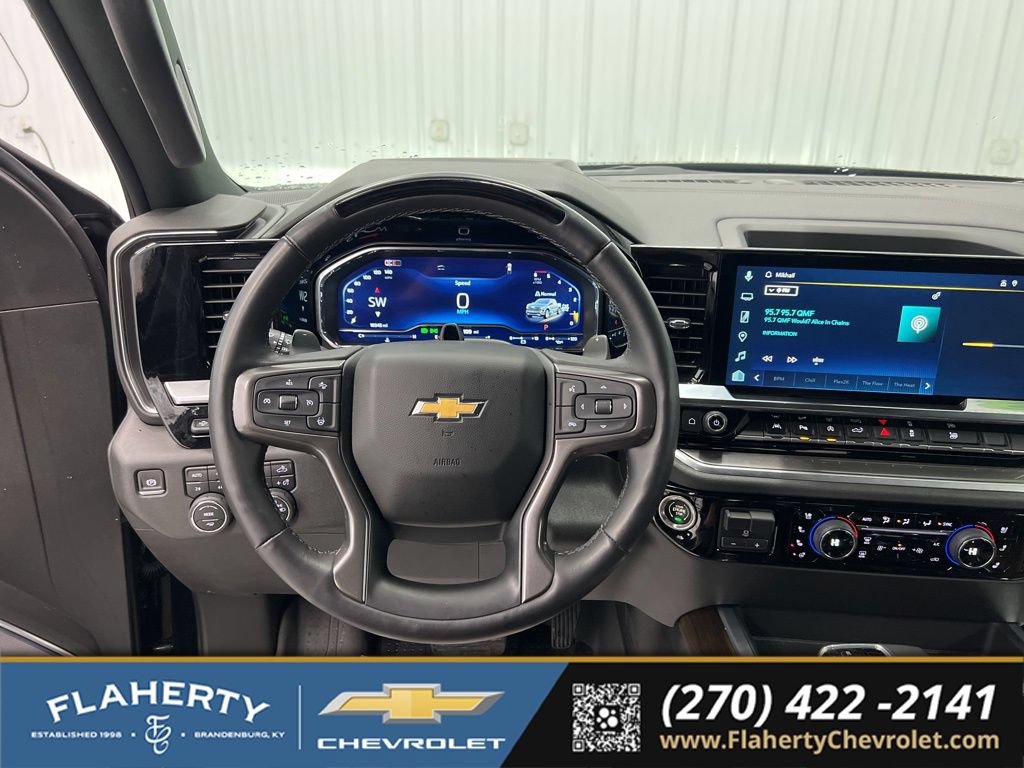 Used 2025 Chevrolet Silverado 1500 High Country AWD/4WD image 28