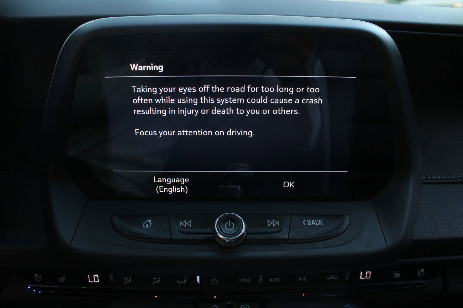 Used 2021 Chevrolet Camaro LT w/ Technology Package RWD image 24