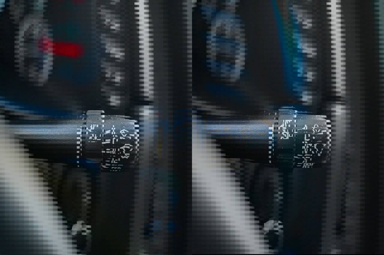 Used 2002 Chevrolet Corvette Z06 w/ Memory Pkg image 67