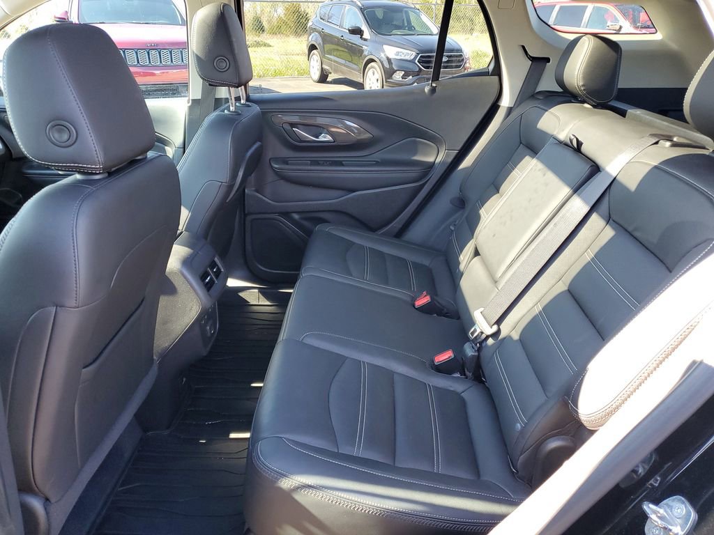 Used 2023 GMC Terrain Denali w/ Black Diamond Edition AWD/4WD image 31