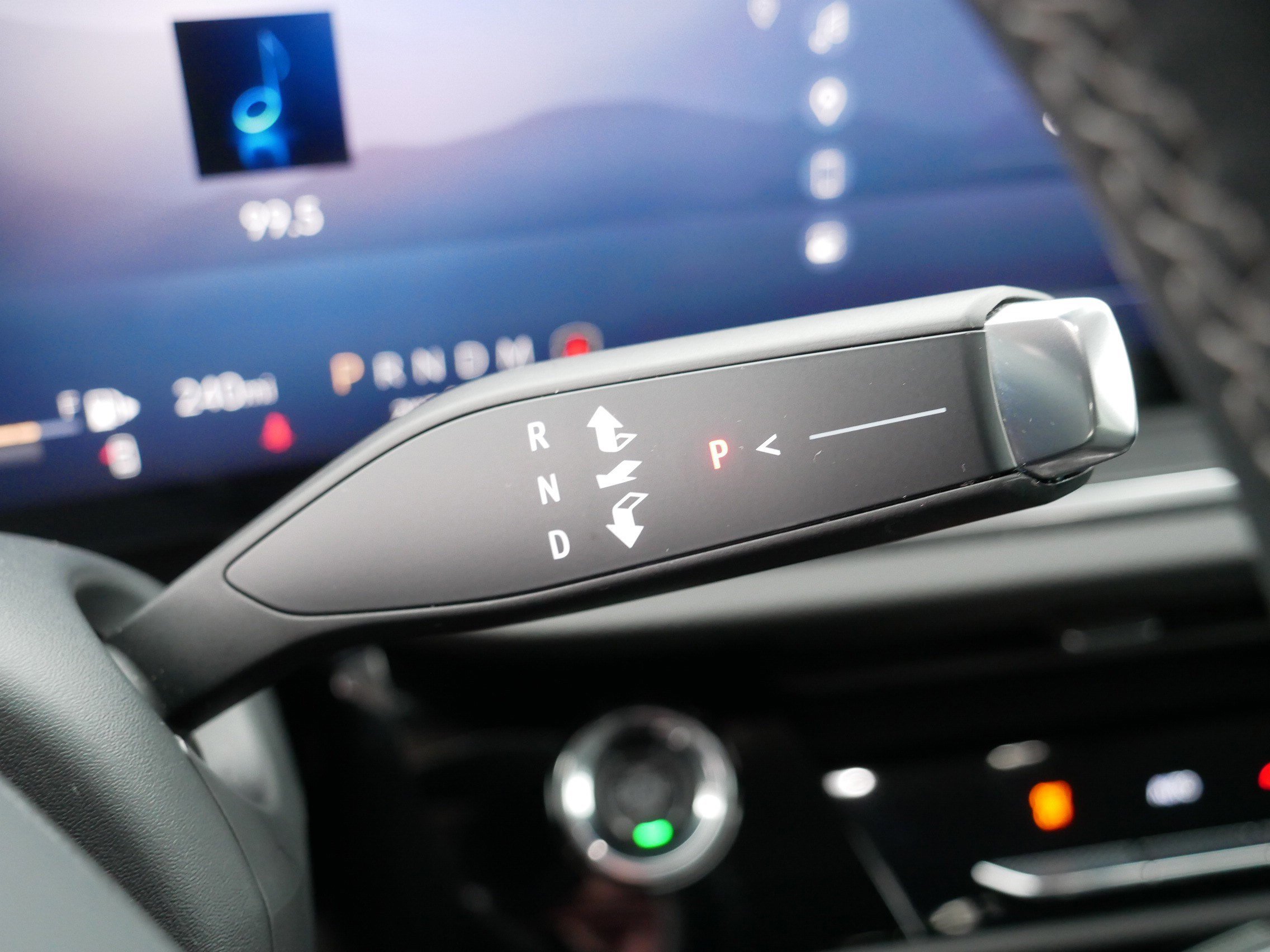 Certified 2025 Buick Envision Preferred image 24