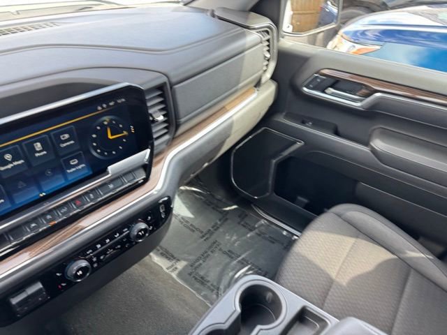 Certified 2025 Chevrolet Silverado 1500 LT AWD/4WD image 22